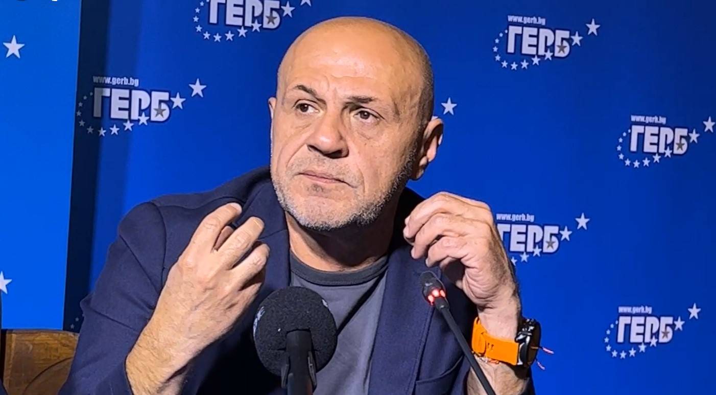  Томислав Дончев 